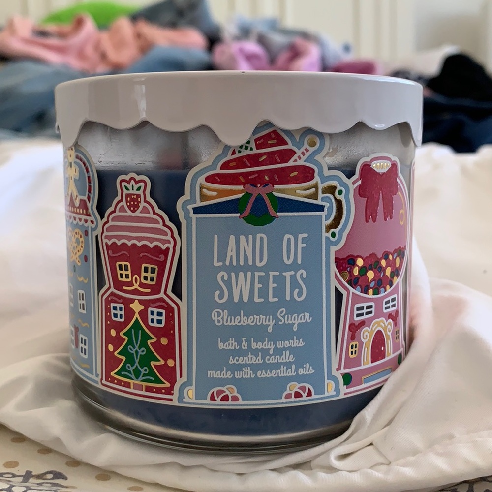 Bath and body works 3-wick (new)